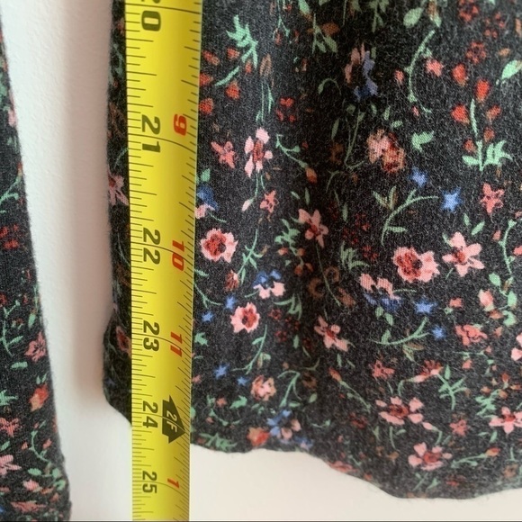 Junior Medium/Large Long Sleeve Tees bundle - Picture 5 of 16